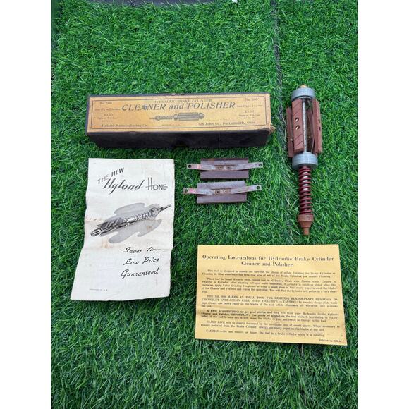 Hyland Manufacturing No.500 Hydraulic Brake Cylinder Cleaner/Polisher - Picture 1 of 9